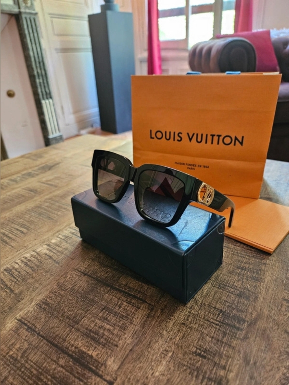 Louis Vuitton Link PM Square Sunglasses